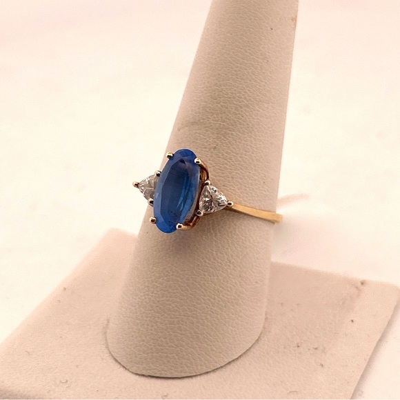 396545 10k Yg Spinel And Cz Ring - Picture 4 of 6